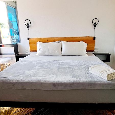 Bougainvillea Guesthouse 산후안 외부 사진