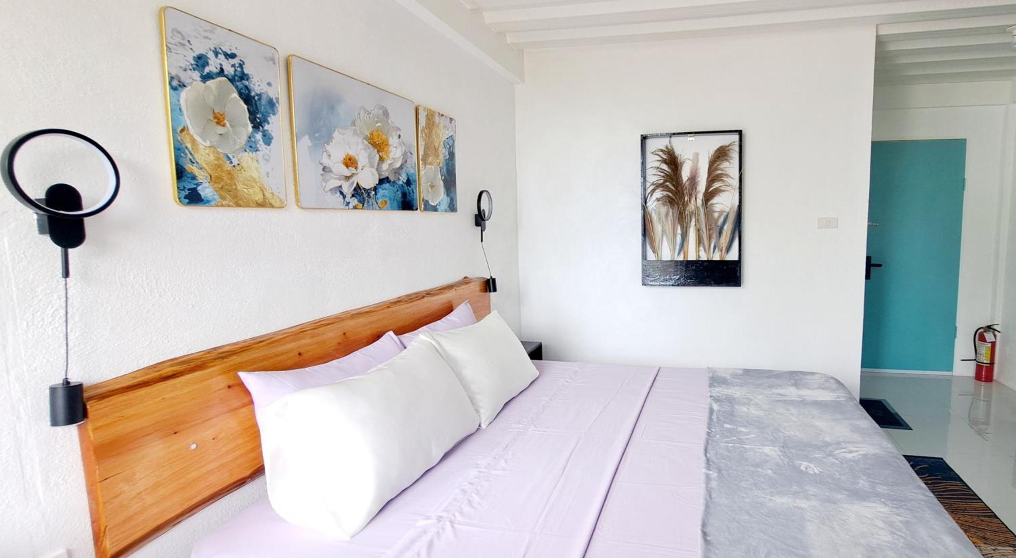 Bougainvillea Guesthouse 산후안 외부 사진