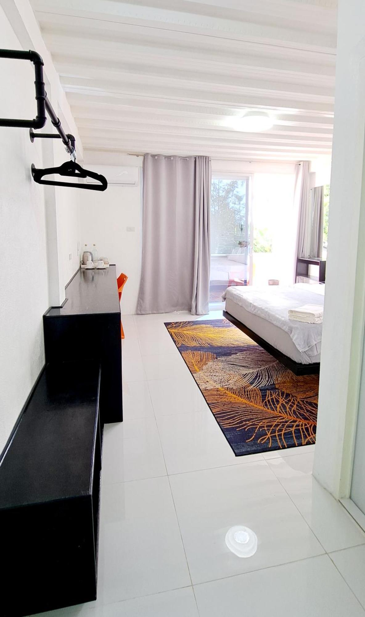 Bougainvillea Guesthouse 산후안 외부 사진